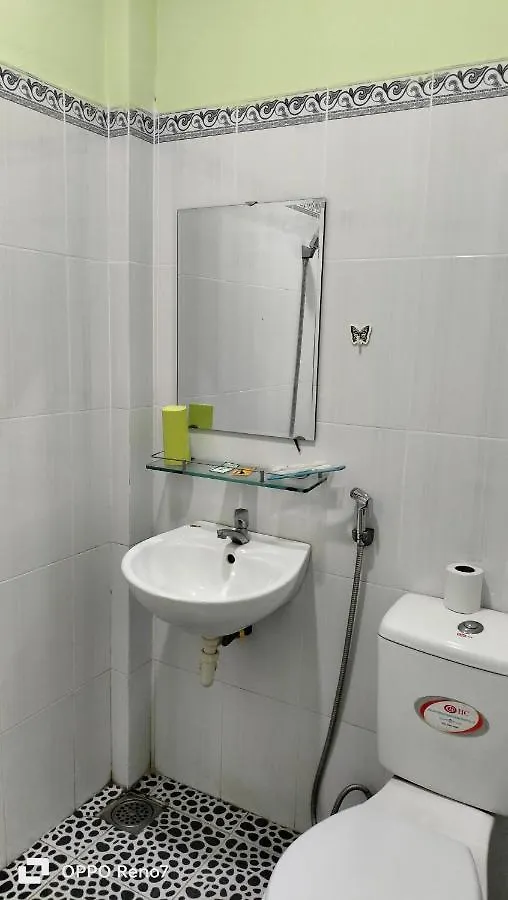 Bed and Breakfast Nha Nghi Lam Tung Nha Trang Bed & Breakfast