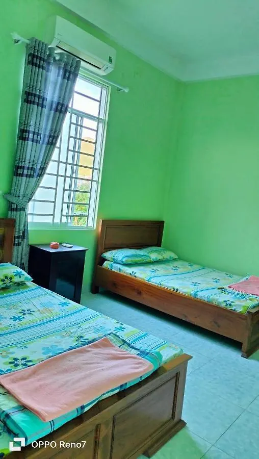 Bed and Breakfast Nha Nghi Lam Tung Nha Trang Vietnam