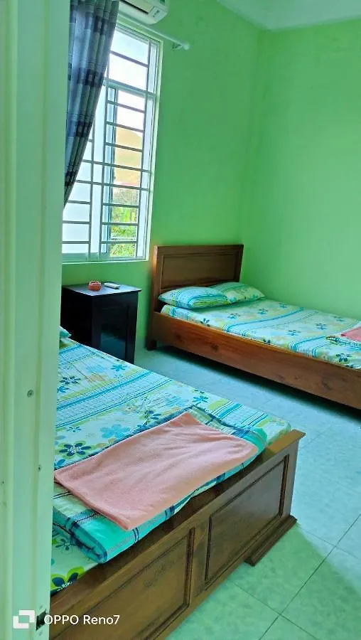 Bed and Breakfast Nha Nghi Lam Tung Nha Trang 0*,  Vietnam
