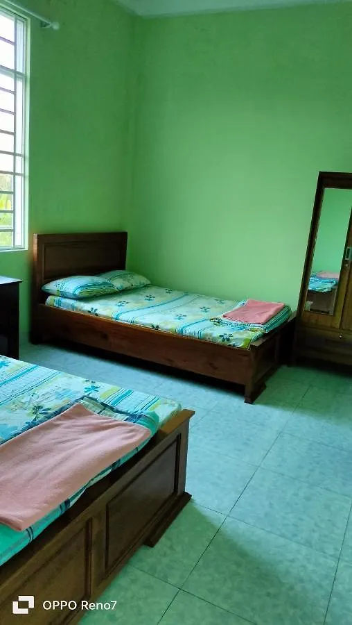 Bed and Breakfast Nha Nghi Lam Tung Nha Trang Bed & Breakfast